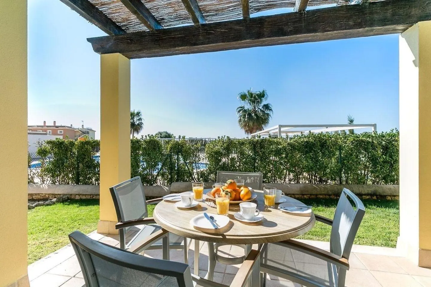 Strandnahes, Modernes Reihenhaus Mit Pool Sa Rapita Apartment